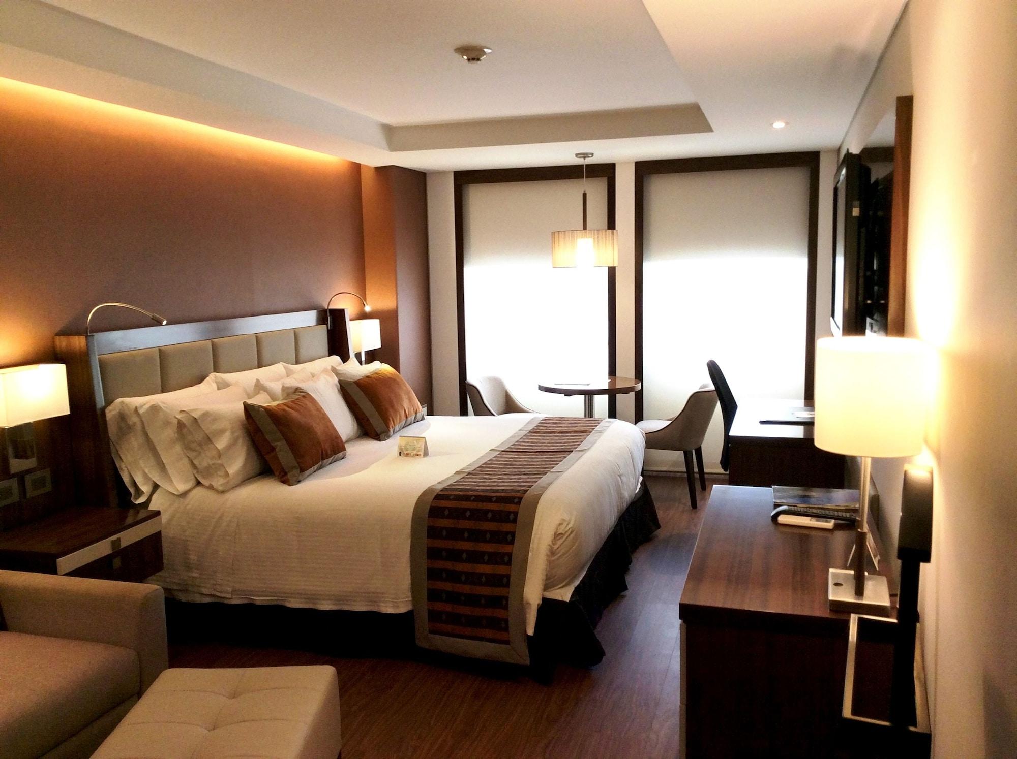 Hotel Dann Carlton Bogota Exterior photo A room at the hotel