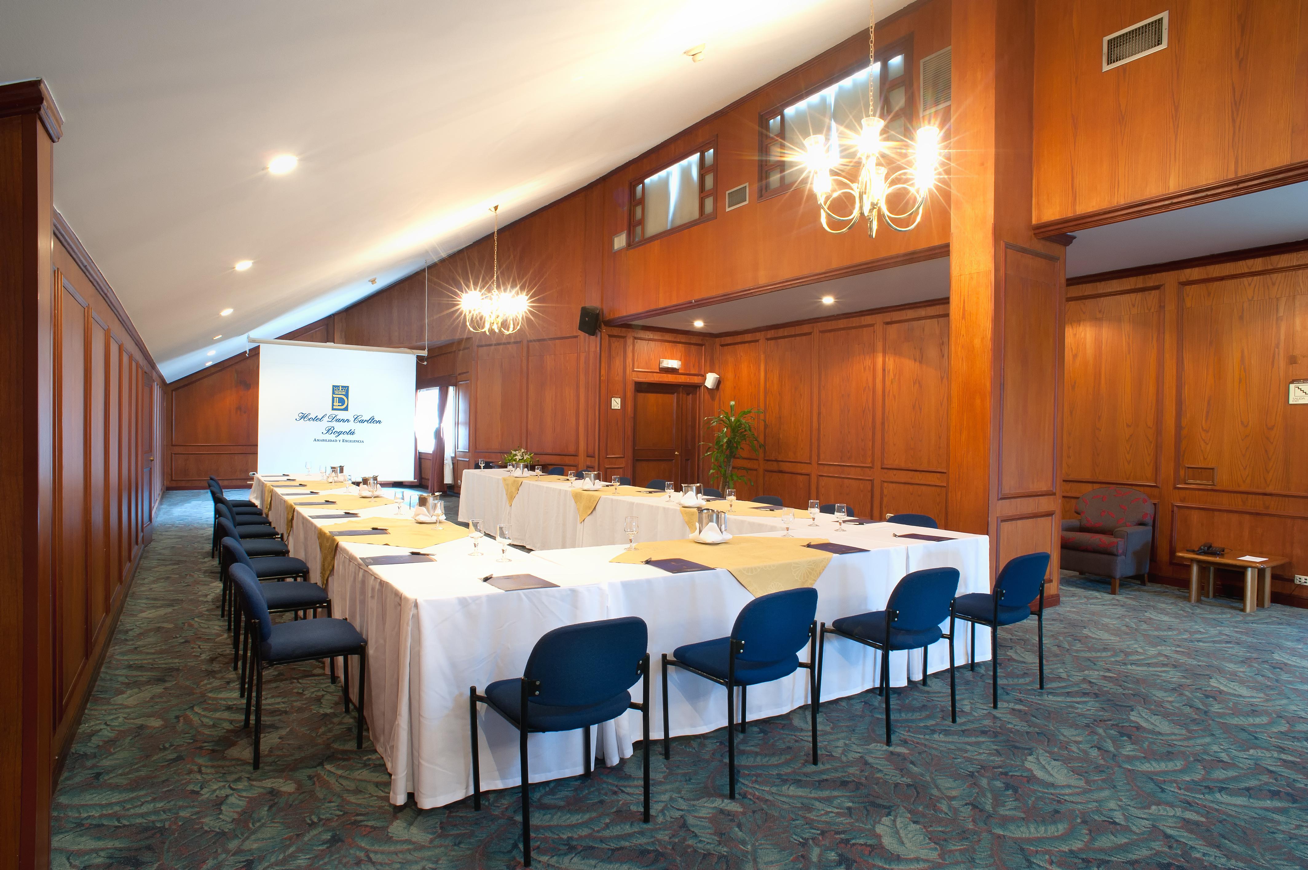 Hotel Dann Carlton Bogota Exterior photo Meeting room